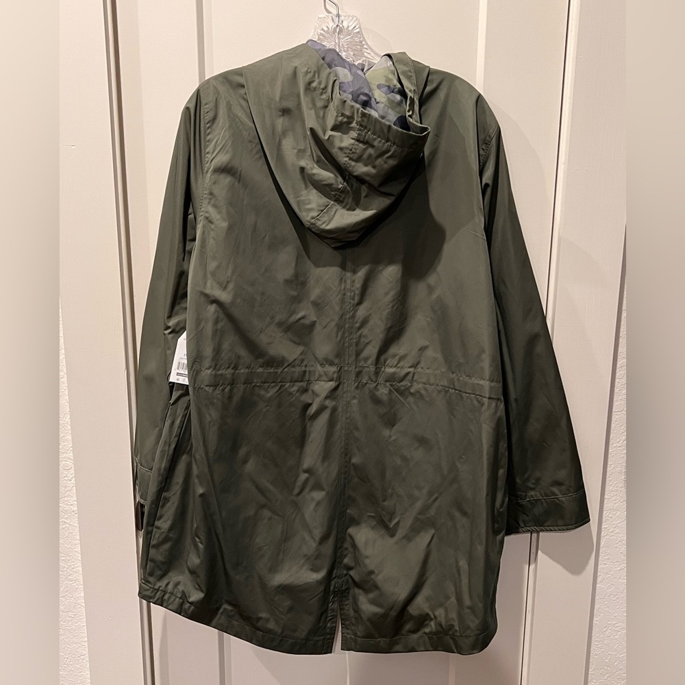 Time and Tru Dark Green Hooded Raincoat - Picture 2 of 3